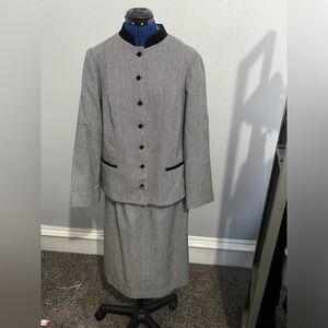 Vintage Ms. Russ skirt suit black and white houndstooth type pattern